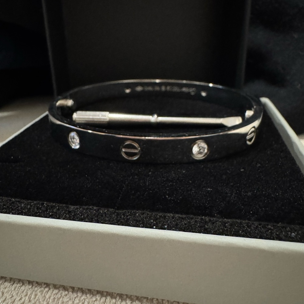 Silver Bracelet with Screwdriver Detail